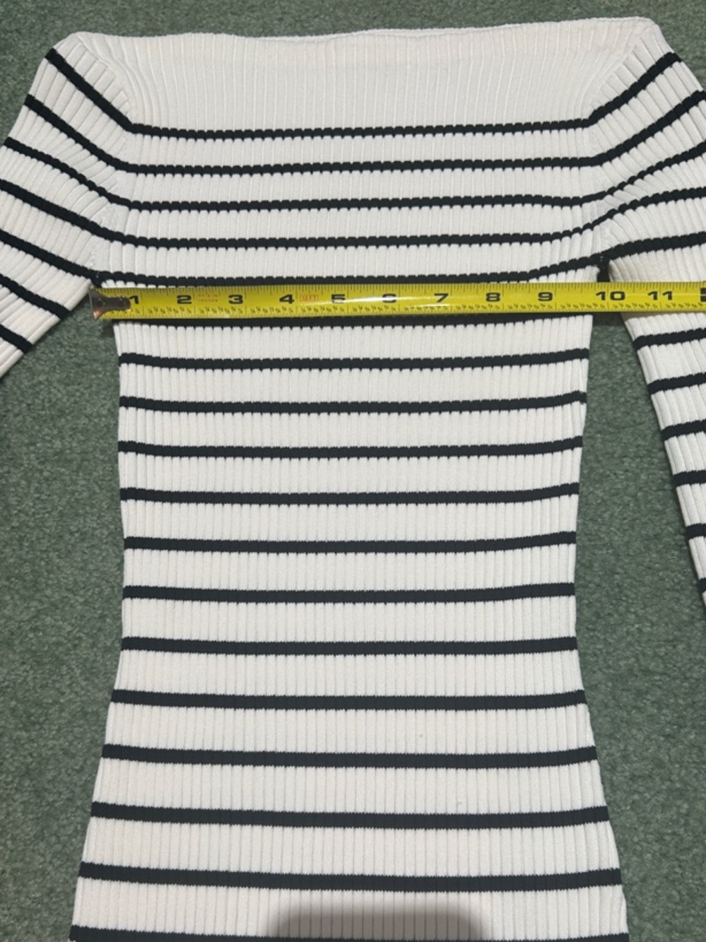 NWOT A.L.C. Anya Striped Off-White and Dark Navy Striped Ribbed Knit Top - Picture 6 of 13